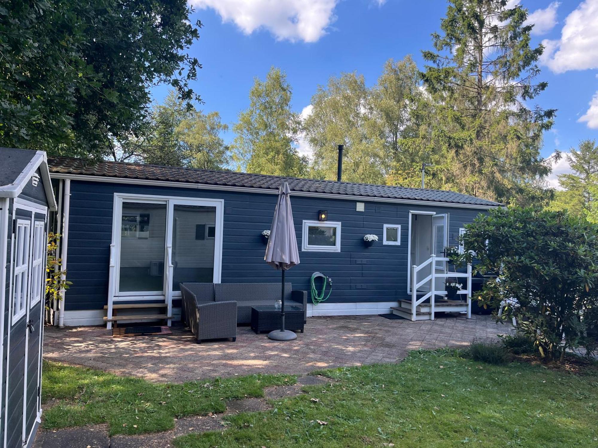 Modern Chalet In De Bossen Van De Veluwe Epe Eksteriør bilde